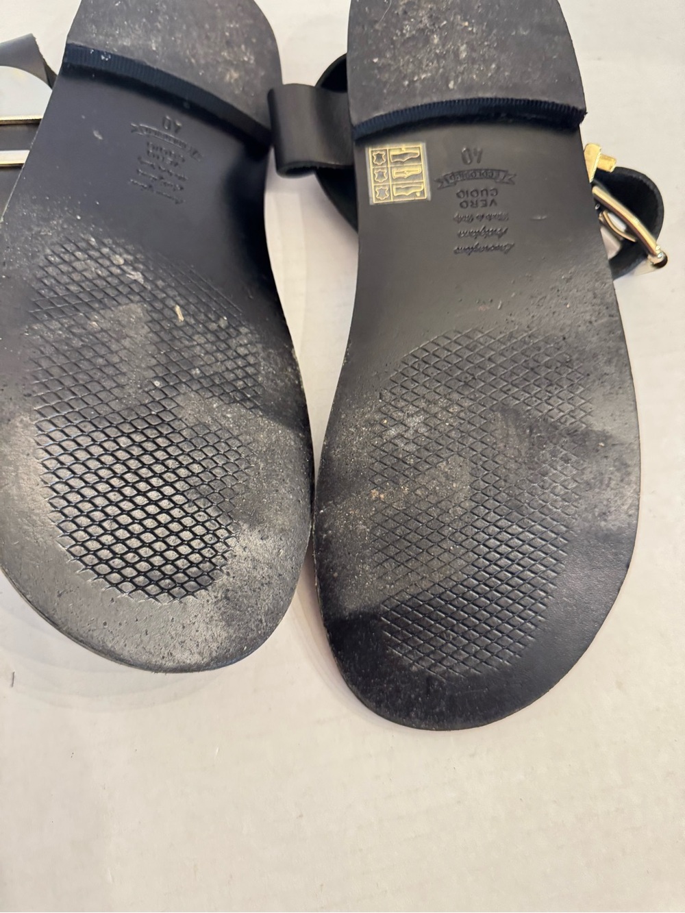 Made in Italy Black Strappy Leather Sandals Gold Buckle Women's EU 40 US 9.5 - Picture 15 of 16